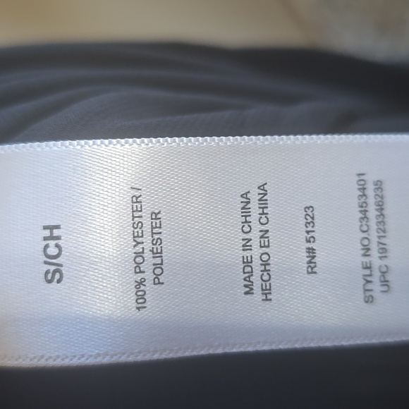 15. NWT Vince Camuto MIDI Skirt in Small - Picture 9 of 10